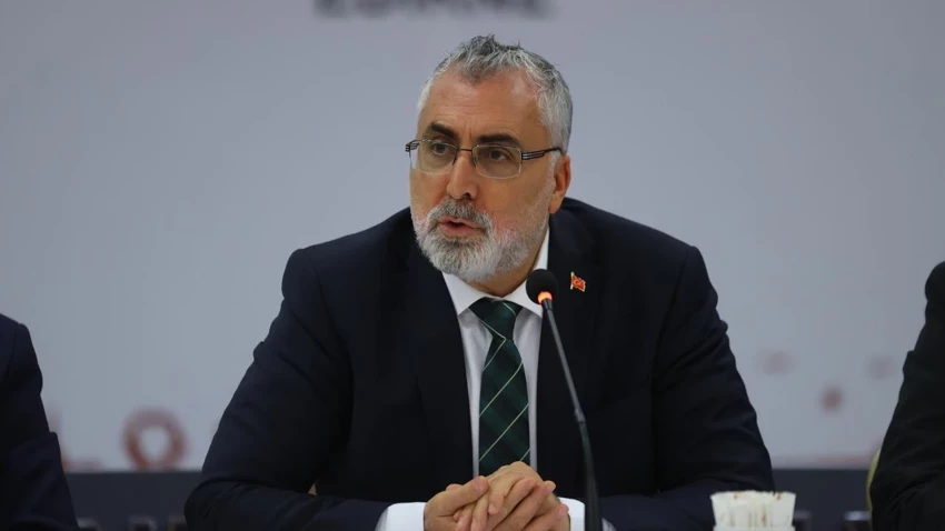 Milyonlarca kişinin beklediği asgari ücretle ilgili Bakan Işıkhan'dan yeni açıklama